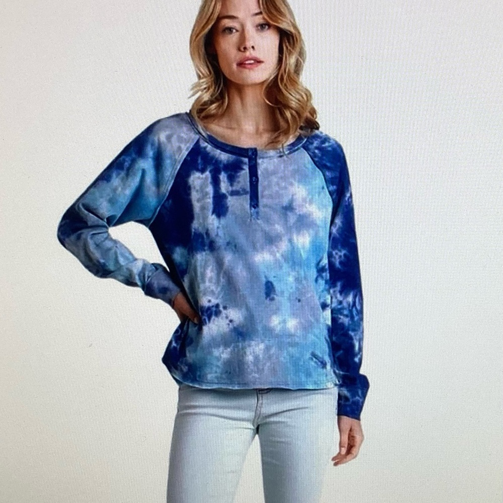 Umgee Blue Tie-Dye Long Sleeve Top